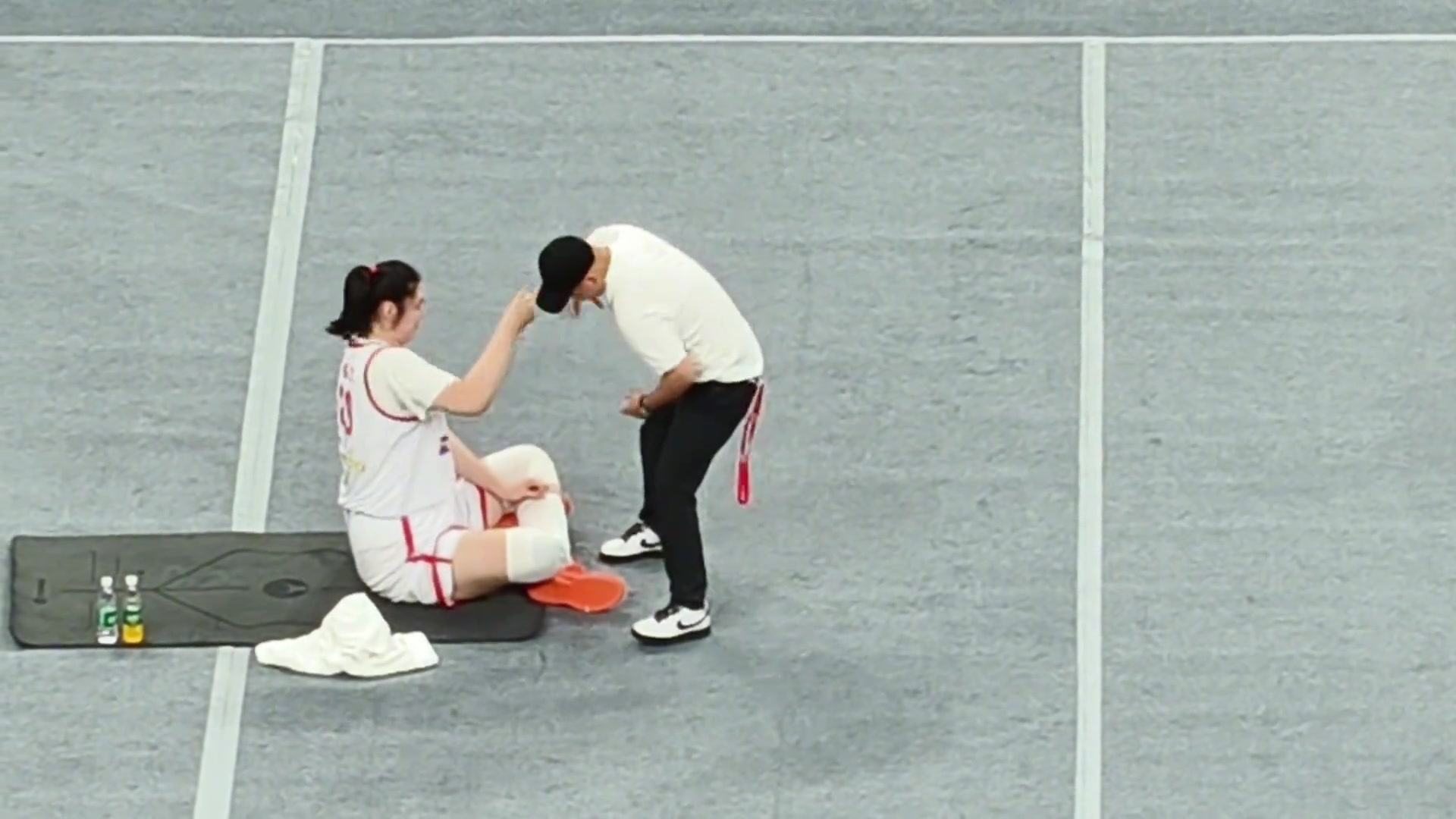 张子宇和教练神秘对拉这让外国人看到又说不清了