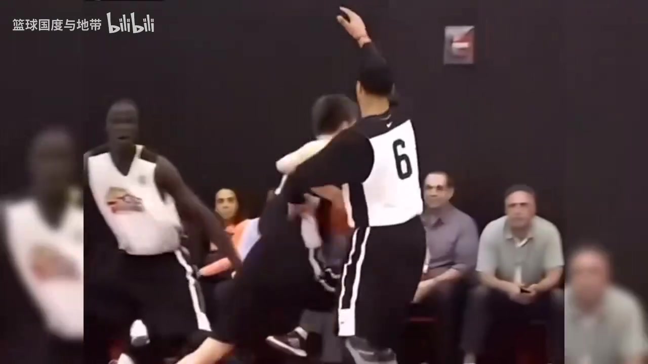 天赋尽显周琦当年的试训有多强这投篮是真丝滑啊