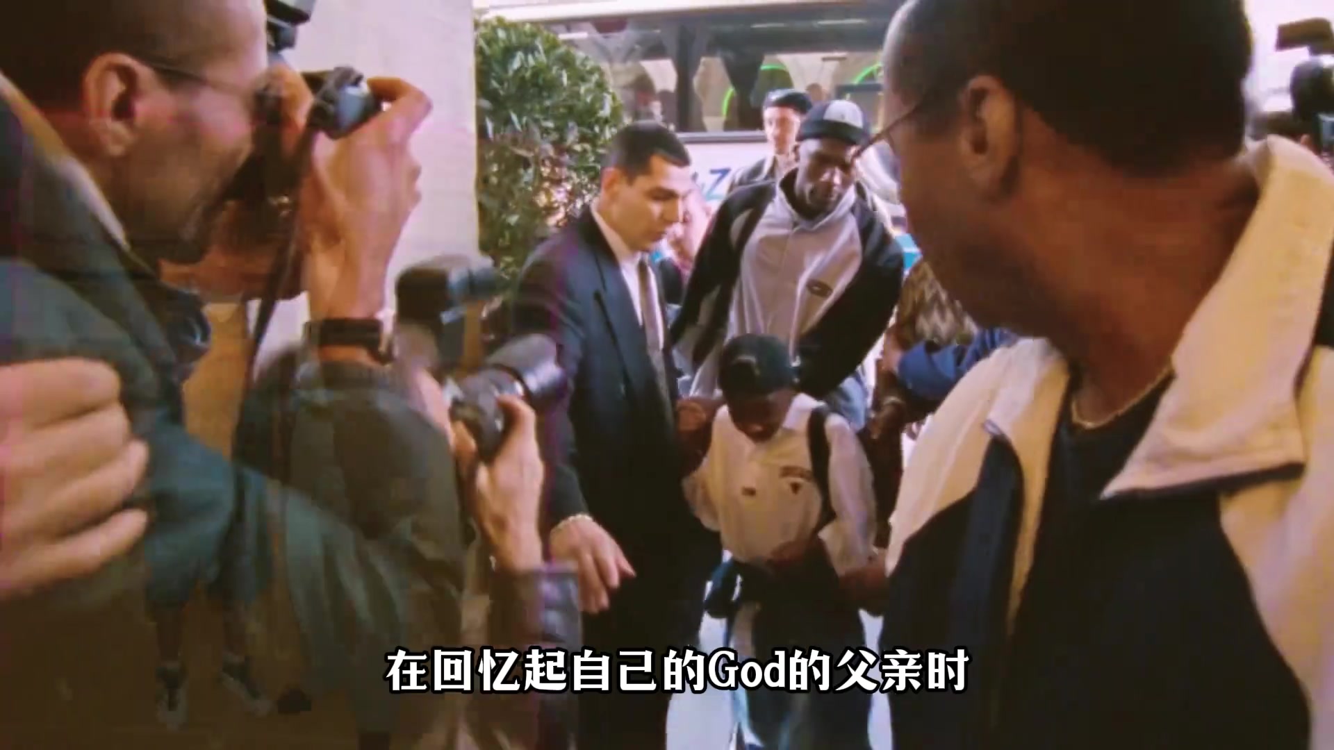 乔丹儿子杰弗里继承了老爹的性格 却没能继承老爹的球技