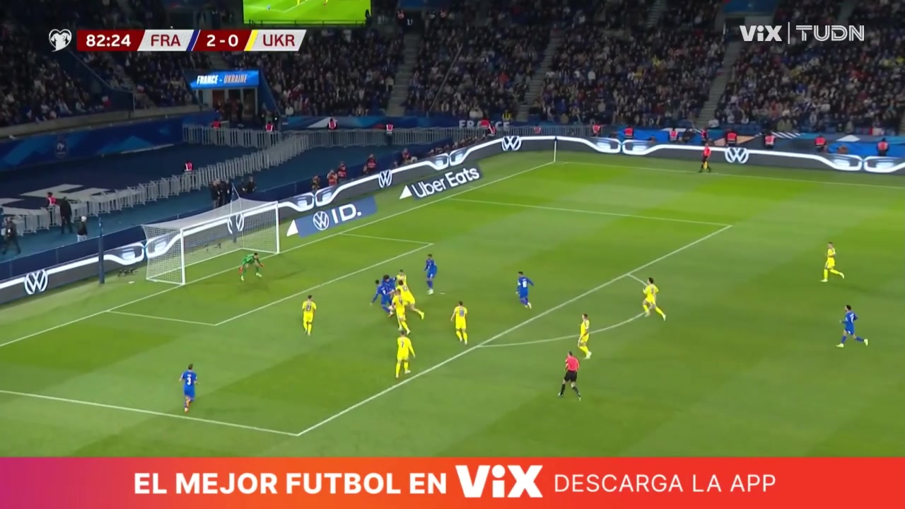 姆总双响禁区内乱战姆巴佩后点补射得手法国3-0领先乌克兰