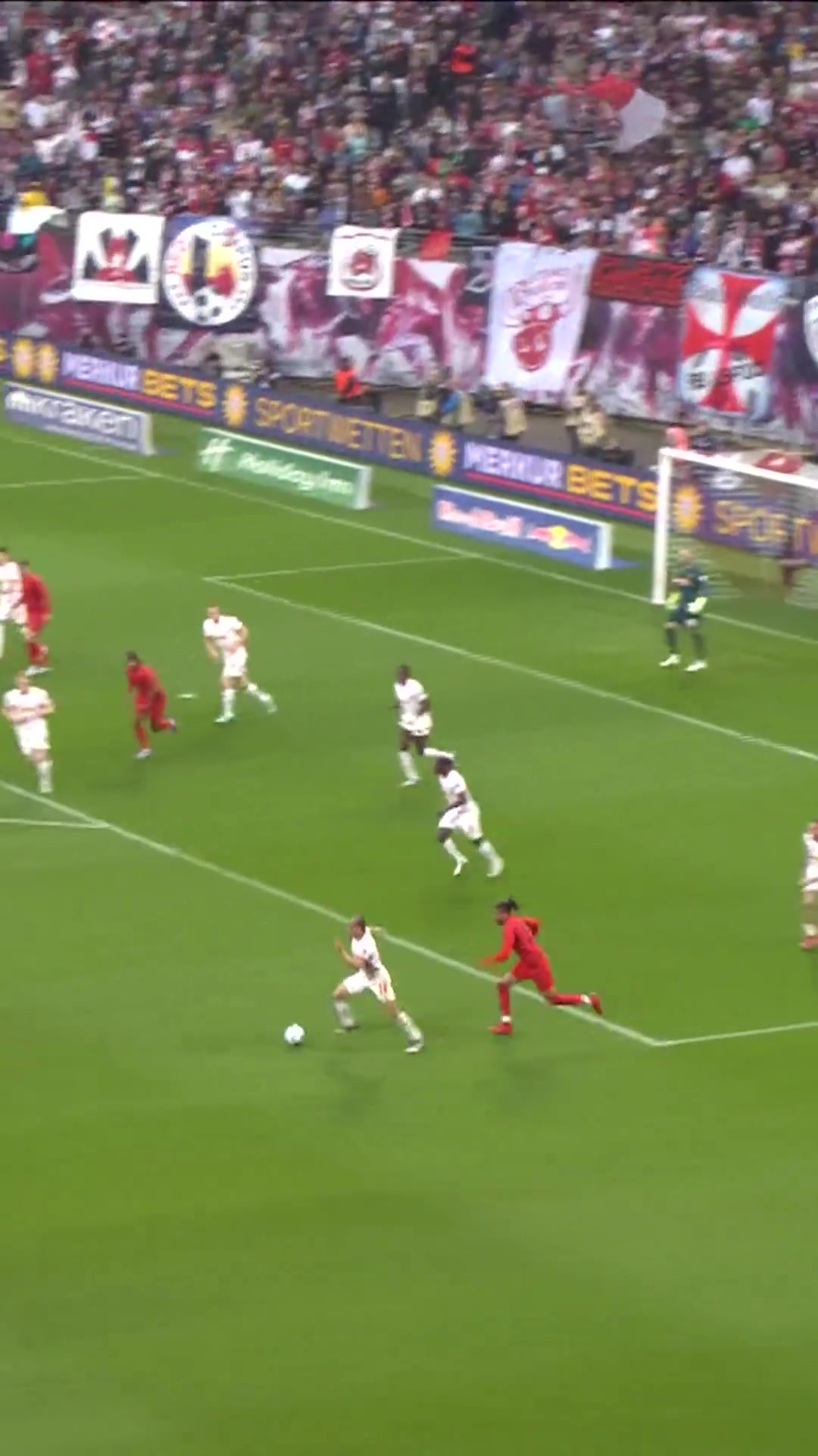 惊天外脚背塞斯科对拜仁这粒进球让全世界都认识了他